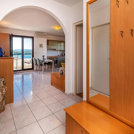 Διαμέρισμα Biserka 2 With Stunning Sea View Punat