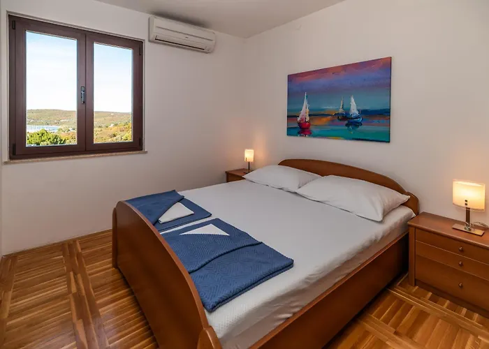 Biserka 2 With Stunning Sea View