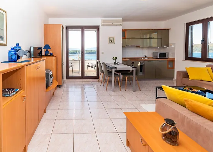 Apartamento Biserka 2 With Stunning Sea View